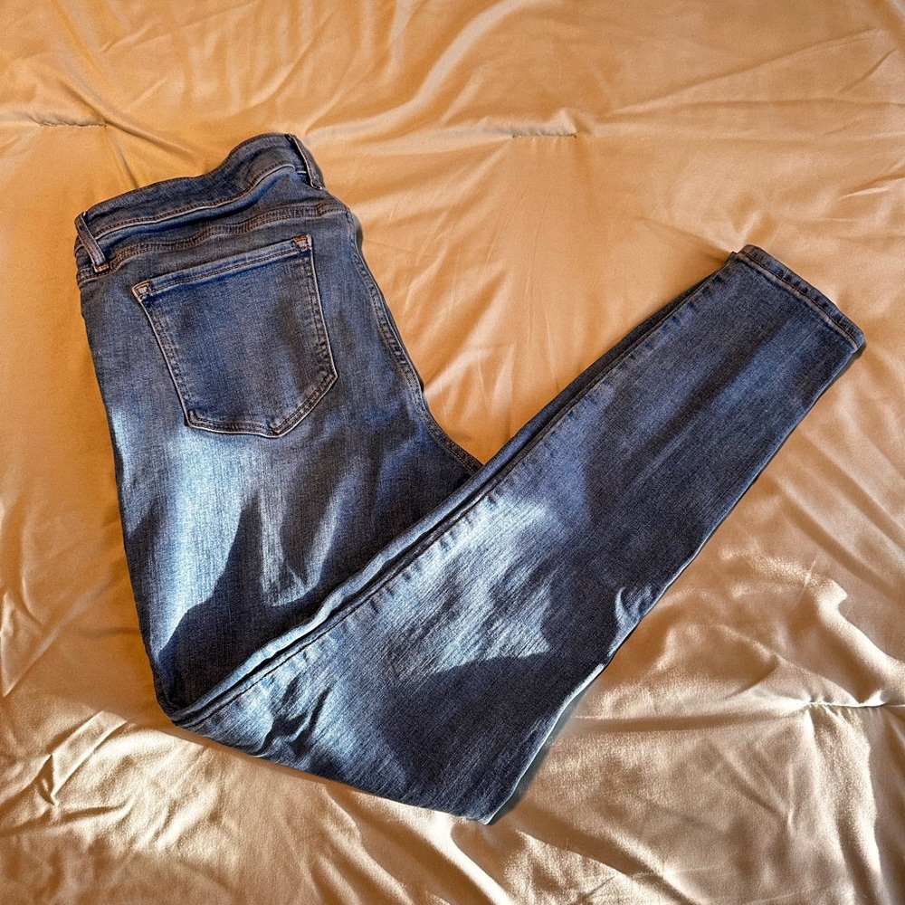Old Navy rockstar super skinny jeans in tall